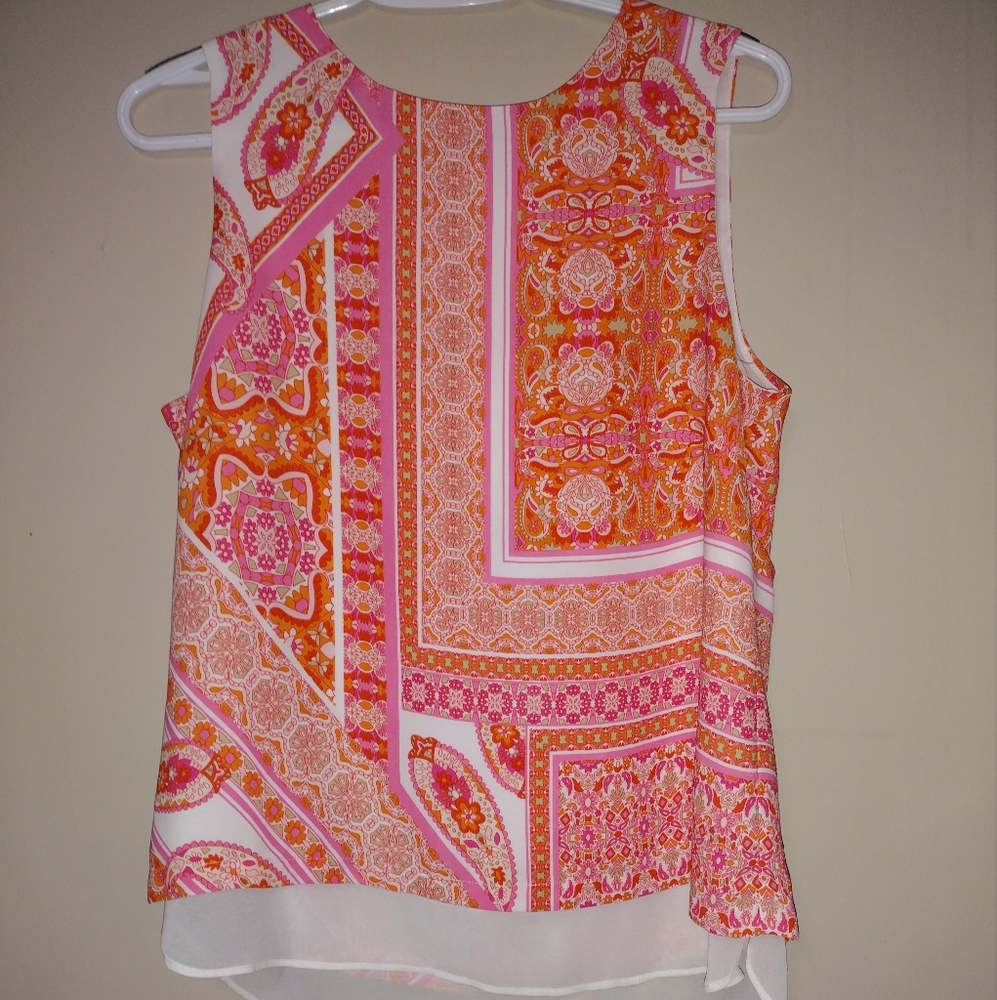 Woman's blouse - Picture 2 of 2